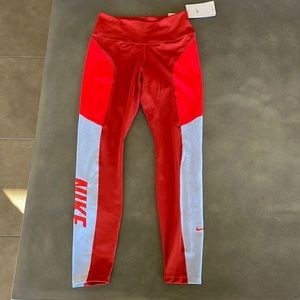 BRAND NEW Nike Dr-Fit One Leggings